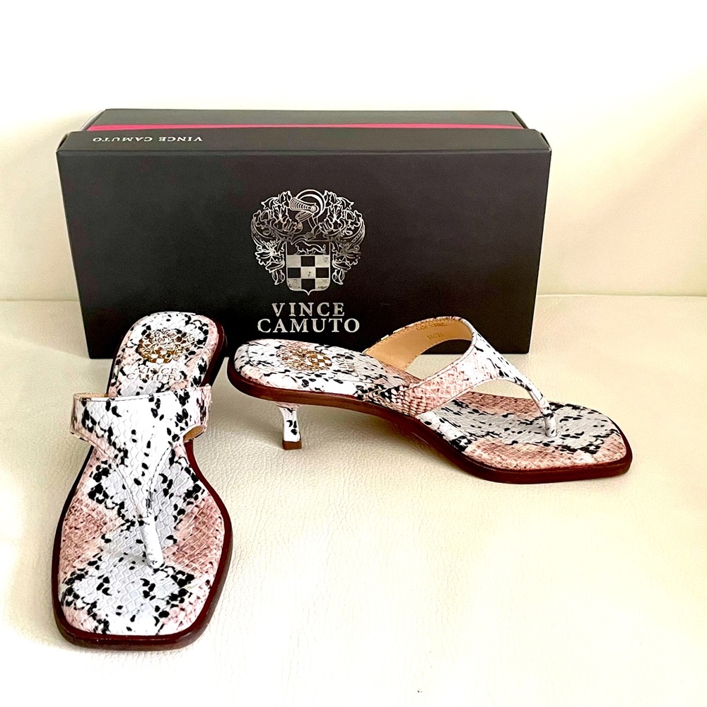 Brand New Gorgeous Vince Camuto Toe Post Leather Sandals